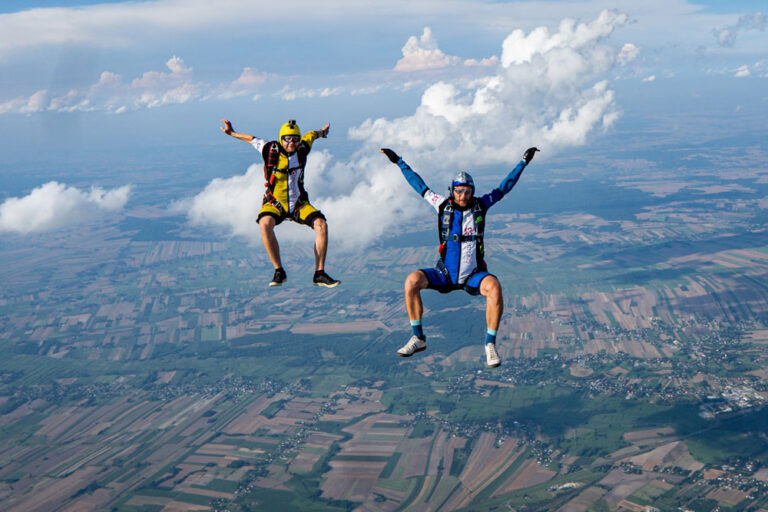 camping la clairiere activite parachutisme dans les landes